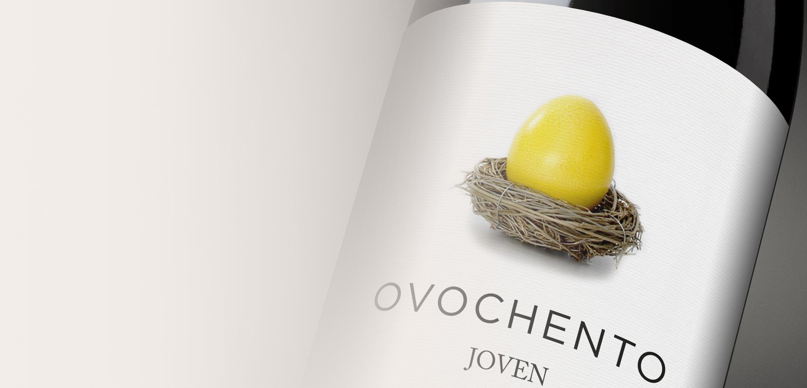 Diseño de etiquetas y packaging de vino para Ovochento