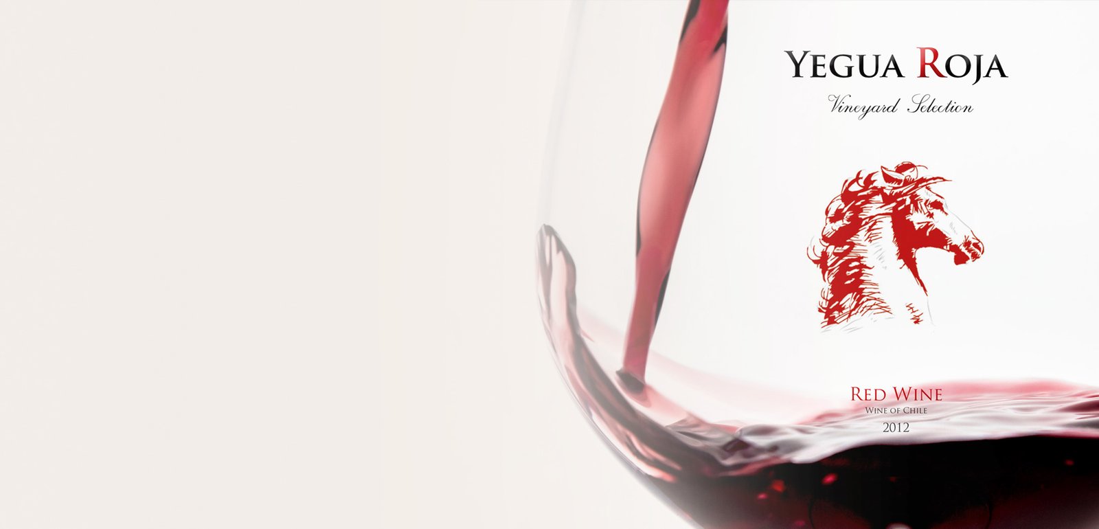 Diseño de etiquetas y packaging de vino para Yegua Roja Chile