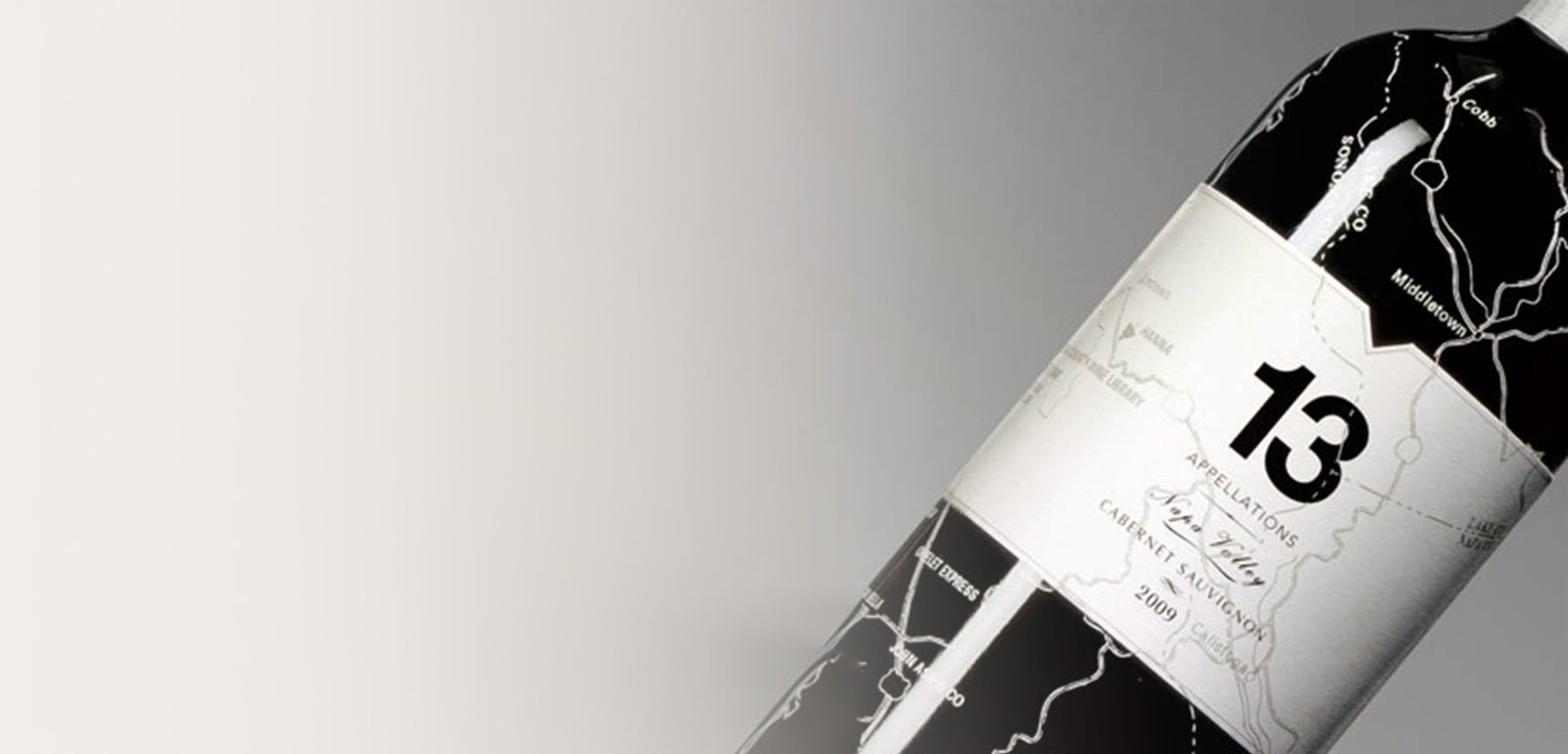Ejemplos de etiquetas modernas de vino y packaging para bodegas