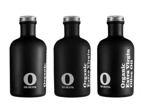 Examples, ideas, packaging inspiration for all types of extra virgin olive oils with a minimalist style. Packaging and Packaging Design