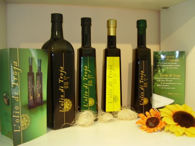 Diseño y packaging de etiquetas clásicas, envases, botellas de aceite de oliva