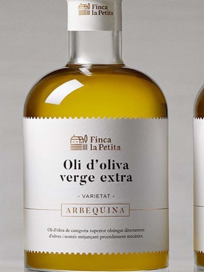 Ideas, examples and inspiration for the creation and design of extra virgin olive oil labels and olive oil bottles. Modern olive oil packaging, bottle and label designs for inspiration. (part 1)