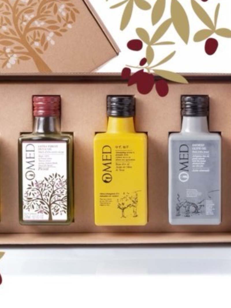 Ideas, examples and inspiration for the creation and design of extra virgin olive oil labels and olive oil bottles. Modern olive oil packaging, bottle and label designs for inspiration. (part 1)