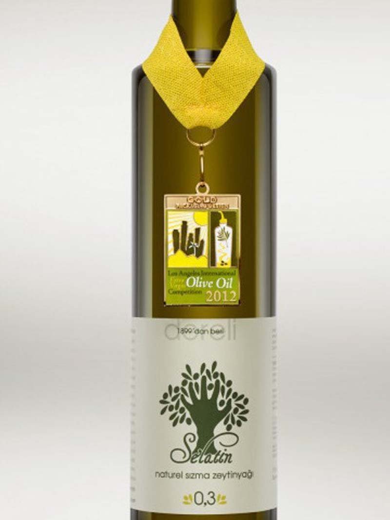 Ideas, examples and inspiration for the creation and design of extra virgin olive oil labels and olive oil bottles. Modern olive oil packaging, bottle and label designs for inspiration. (part 1)