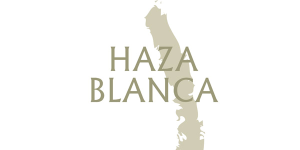Portafolio de trabajos de diseño gráfico y creativo de diseño de etiquetas de aceite de oliva virgen extra y packaging para HAZA BLANCA